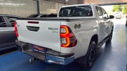 https://img.olx.com.br/thumbs256x256/71/715629326488152.jpg