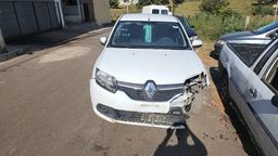 Título do anúncio: Sucata Renault Sandero 2015 Flex ( Para retirada de peças)