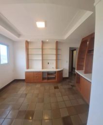 https://img.olx.com.br/thumbs256x256/71/716582521325031.jpg