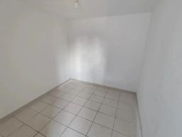 https://img.olx.com.br/thumbs256x256/71/717515647415883.jpg