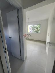 https://img.olx.com.br/thumbs256x256/71/717547874118335.jpg
