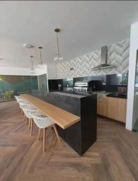 https://img.olx.com.br/thumbs256x256/71/717568517688433.jpg
