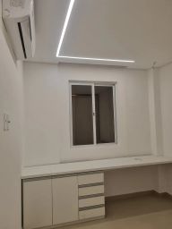 https://img.olx.com.br/thumbs256x256/71/717577637662183.jpg