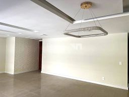 https://img.olx.com.br/thumbs256x256/71/718517409614626.jpg