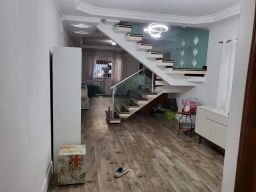 https://img.olx.com.br/thumbs256x256/71/718596884038957.jpg