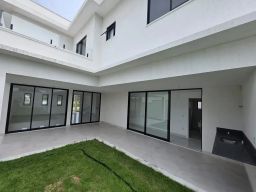 https://img.olx.com.br/thumbs256x256/71/718687916820478.jpg