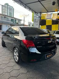 https://img.olx.com.br/thumbs256x256/71/719600432644560.jpg