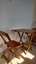 Título do anúncio: Mesa dobrável com 4 cadeiras em madeira 