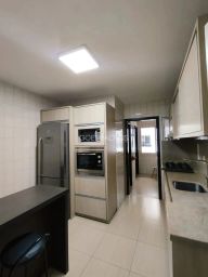 https://img.olx.com.br/thumbs256x256/72/720518283974663.jpg