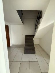 https://img.olx.com.br/thumbs256x256/72/722518880265895.jpg