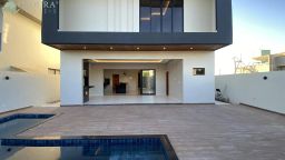 https://img.olx.com.br/thumbs256x256/72/723532041578915.jpg