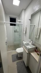 https://img.olx.com.br/thumbs256x256/72/724512636722224.jpg