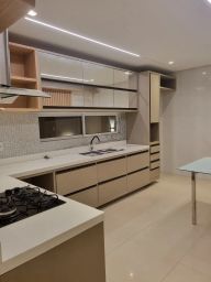 https://img.olx.com.br/thumbs256x256/72/724583750360433.jpg