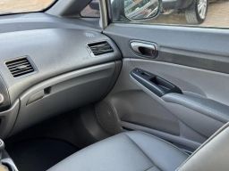 https://img.olx.com.br/thumbs256x256/72/724646305209815.jpg
