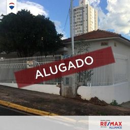 Título do anúncio: Casa com 2 dormitórios para alugar, 164 m² por R$ 900,00/mês - Vila Aristarcho - President