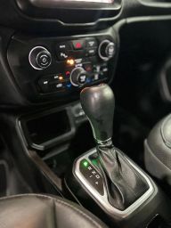https://img.olx.com.br/thumbs256x256/72/725675181392471.jpg