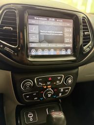 https://img.olx.com.br/thumbs256x256/72/726665181207710.jpg