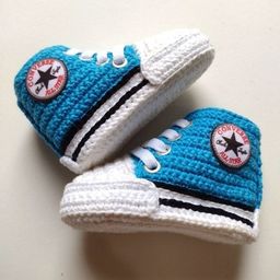 Título do anúncio: Sapatinho de Crochê Tênis Azul para Bebês 0-3M