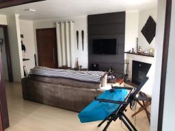 https://img.olx.com.br/thumbs256x256/72/727527887049465.jpg