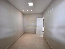 https://img.olx.com.br/thumbs256x256/72/727577524814326.jpg