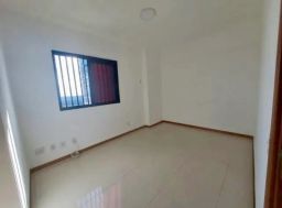 https://img.olx.com.br/thumbs256x256/72/728508764474991.jpg