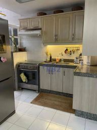 https://img.olx.com.br/thumbs256x256/72/728511279686596.jpg