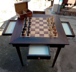 Título do anúncio: Mesa de xadrez 