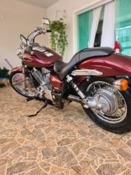 Título do anúncio: Moto  Honda Shadow 750 cc  2011 único dono.