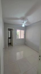 https://img.olx.com.br/thumbs256x256/72/729538525342470.jpg