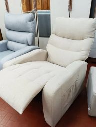 https://img.olx.com.br/thumbs256x256/72/729566876879917.jpg