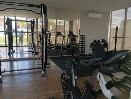https://img.olx.com.br/thumbs256x256/73/730589644882700.jpg