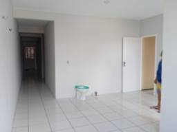 Título do anúncio: Apartamento para aluguel tem 90 metros quadrados com 2 quartos em Parangaba - Fortaleza - 