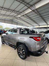 https://img.olx.com.br/thumbs256x256/73/731698901880196.jpg