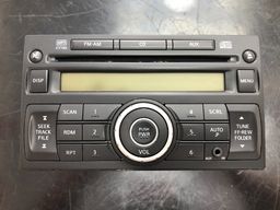 Título do anúncio: Radio Original Cd Player Mp3 Nissan Tiida 2012 2013