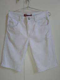 Título do anúncio: Bermuda jeans branca tam 14