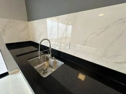 https://img.olx.com.br/thumbs256x256/73/733564270445593.jpg