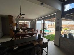 https://img.olx.com.br/thumbs256x256/73/733580396650987.jpg