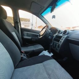 https://img.olx.com.br/thumbs256x256/73/733648426660089.jpg