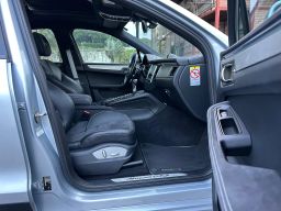 https://img.olx.com.br/thumbs256x256/73/734593757379997.jpg