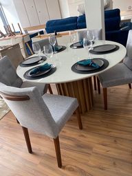 https://img.olx.com.br/thumbs256x256/73/735302722468014.jpg