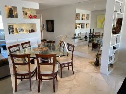 https://img.olx.com.br/thumbs256x256/73/735530038842226.jpg