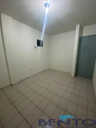 https://img.olx.com.br/thumbs256x256/73/735574632332182.jpg