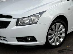 https://img.olx.com.br/thumbs256x256/73/735586043422717.jpg