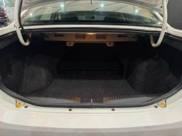https://img.olx.com.br/thumbs256x256/73/735624903222280.jpg