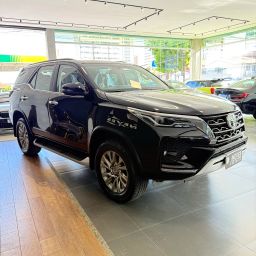 https://img.olx.com.br/thumbs256x256/73/735651789192053.jpg
