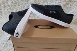 tenis oakley collective 3.0