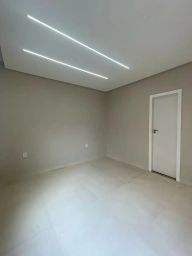 https://img.olx.com.br/thumbs256x256/73/736525393300865.jpg