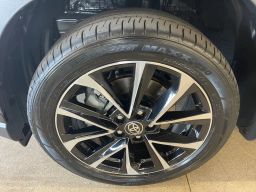 https://img.olx.com.br/thumbs256x256/73/736565751668966.jpg