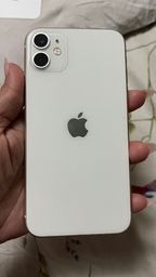 Título do anúncio: iPhone 11 branco 128 pra vender logo não aceito trocas 