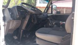 https://img.olx.com.br/thumbs256x256/73/737515638502817.jpg